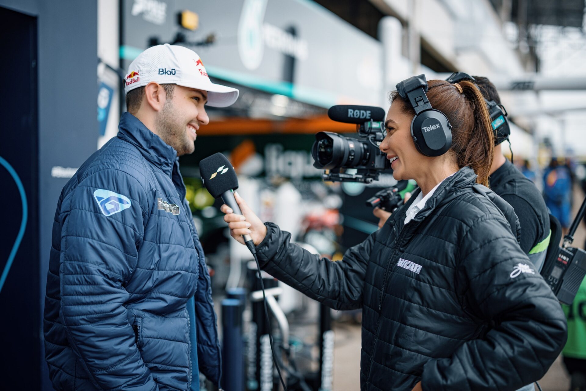 Letícia Datena Jornalista renova contrato com a Stock Car pelo quarto ano e será repórter-anfitriã do São Paulo E-Prix.