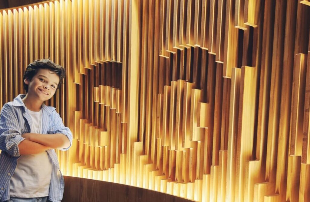 Guilherme Tavares celebra papel em nova novela do SBT