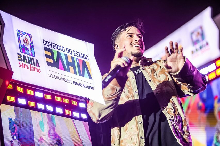 Felipe Amorim agita público no primeiro dia do São João da Bahia!