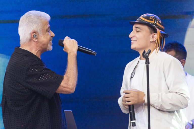 Lulu Santos recebe homenagem de João Gomes e mais no 'Altas Horas'