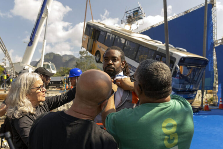 Primeiro Capítulo de 'Volta Por Cima' tem cenas cinematográficas, confira o bastidor!