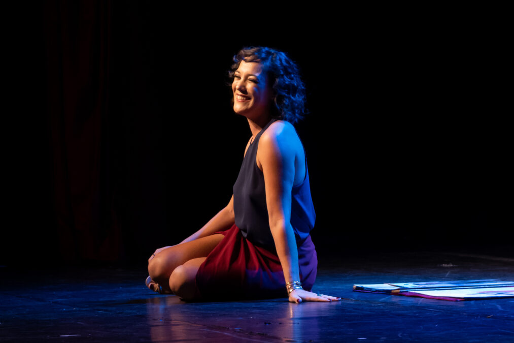 Adriana Birolli chega ao Teatro Miguel Falabella com a comédia "Não!"