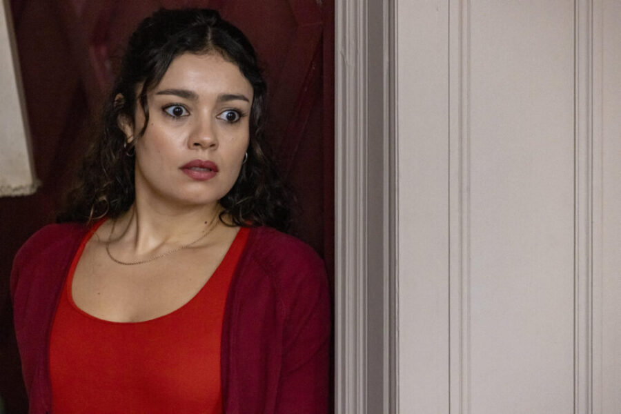 Gerluce (Sophie Charlotte) descobre Esquema de Arminda e Ferette. 