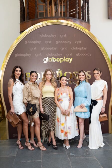 Andrea Mota, Cristal Lobo, Layla Monteiro, Rosely Tavares, Tana Lobo e Thaily Semensato, participantes do reality Poderosas do Cerrado.