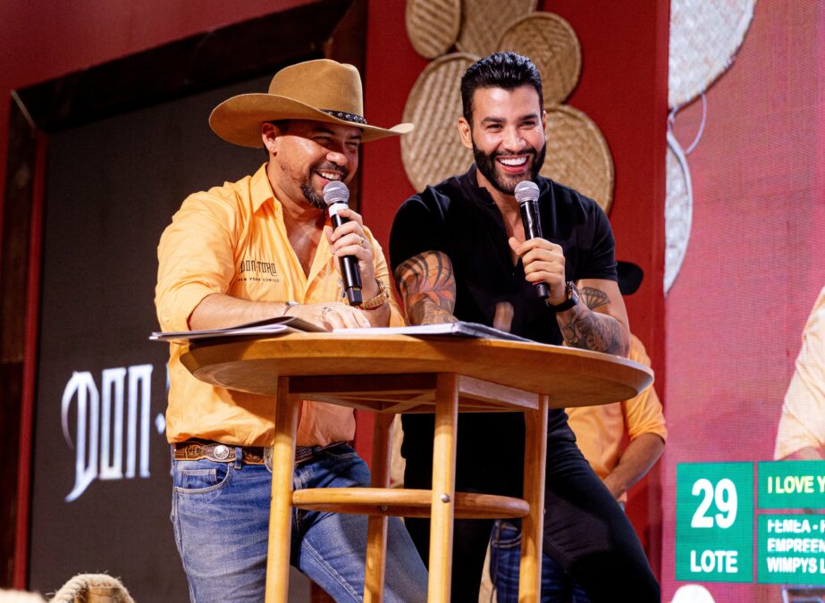 Xand Avião e Gusttavo Lima no "Leilão Inevitável