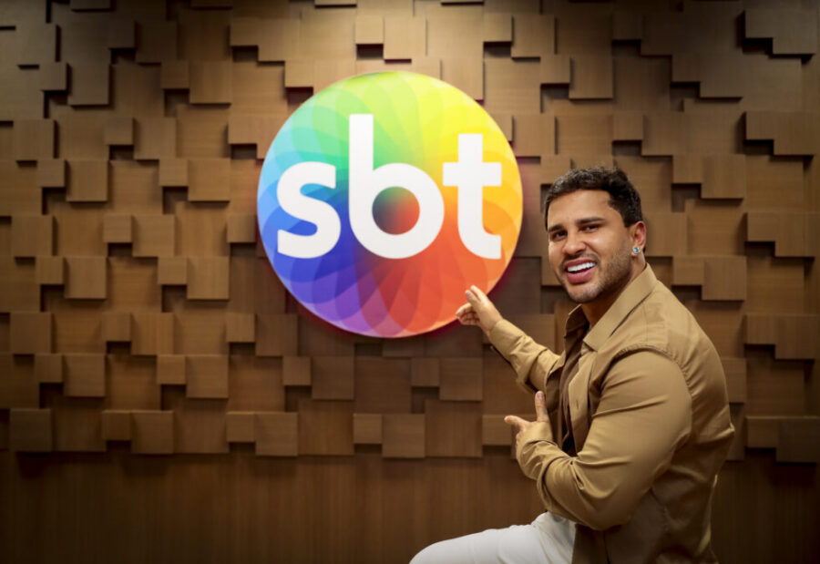 Lucas Guimarães renova contrato com o SBT.