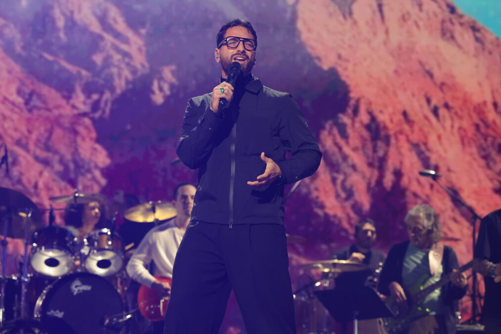 Maluma estreia como apresentador do Grammy Latino 2025