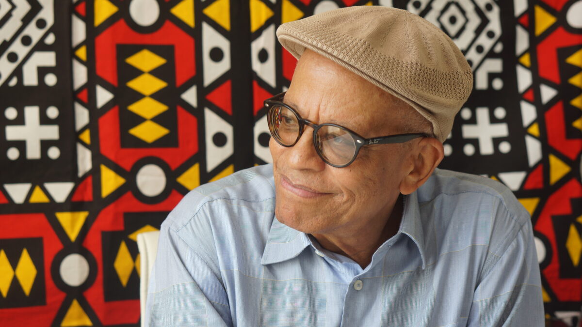 Nei Lopes celebra cultura afro-brasileira com show “Sambeabá” em Osasco