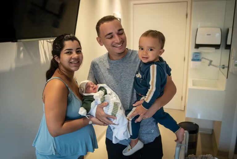 João Gomes revela luta contra o álcool: "fase bem delicada"