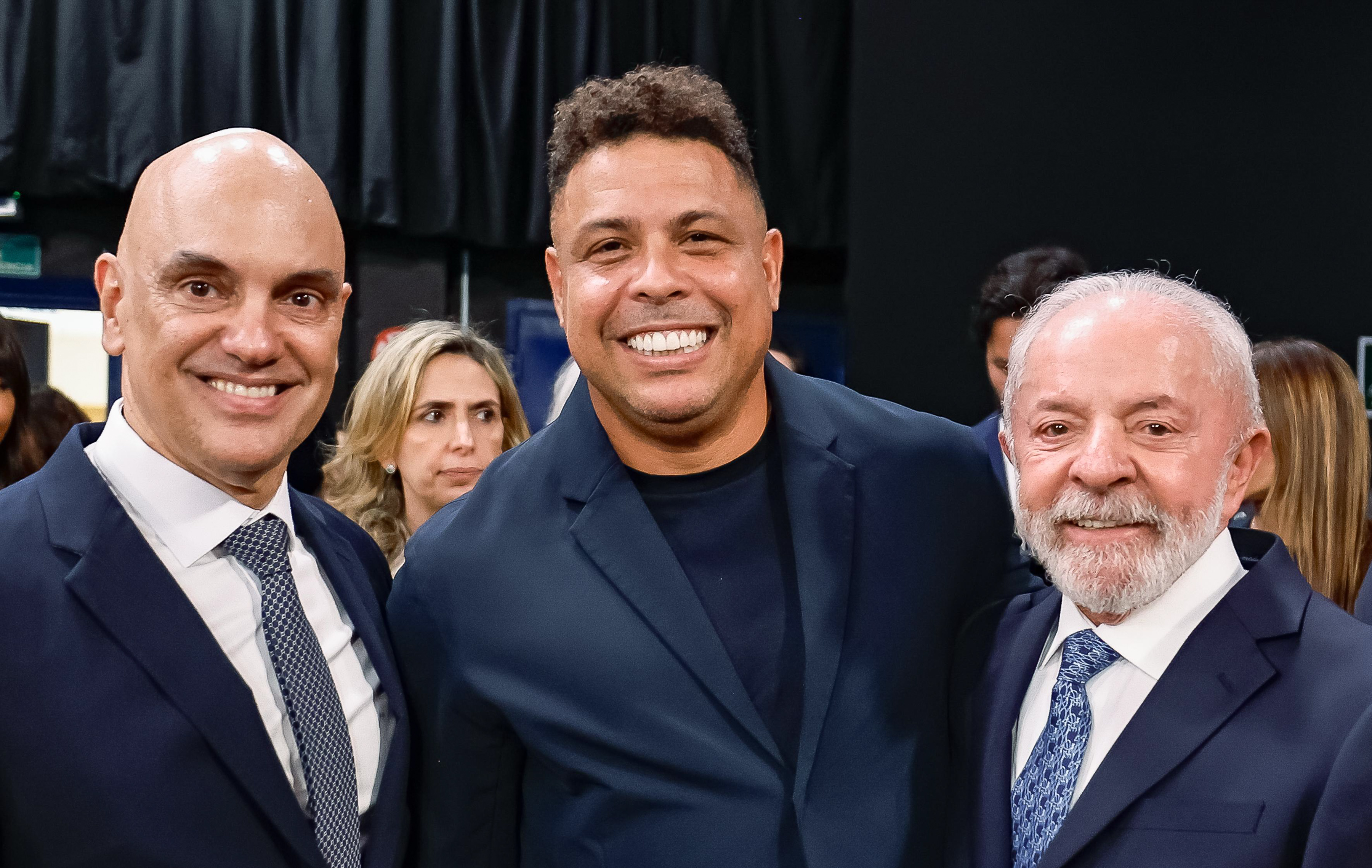 Lançamento do SBT News reúne Lula, Ronaldo e Alexandre Moraes