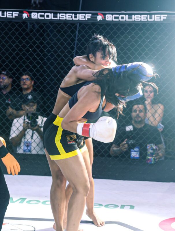 Walesca luta contra Theila Sabrina no Rancho do Maia.