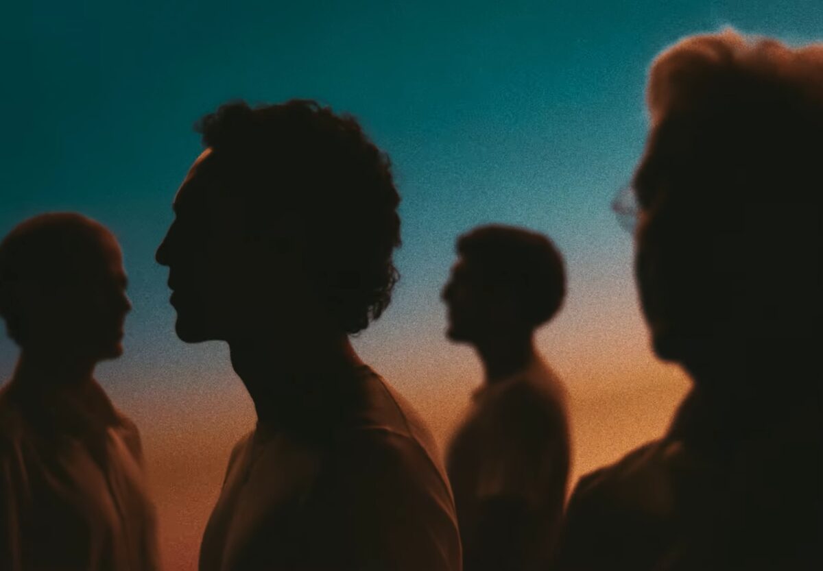 Zeca Veloso transforma “Salvador” em encontro da família Veloso