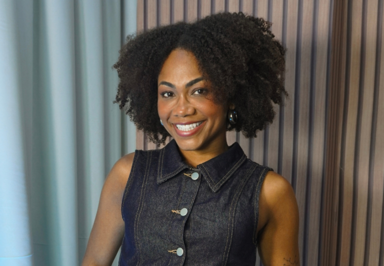 Carol Gonçalves une moda e atitude no Mesacast Bastidores no BBB!