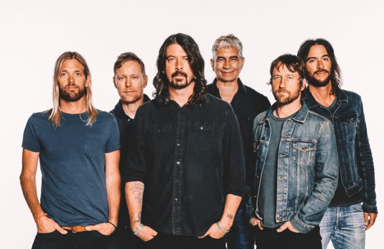 Foo Fighters lança "Your Favorite Toy" e anuncia álbum para 24 de abril