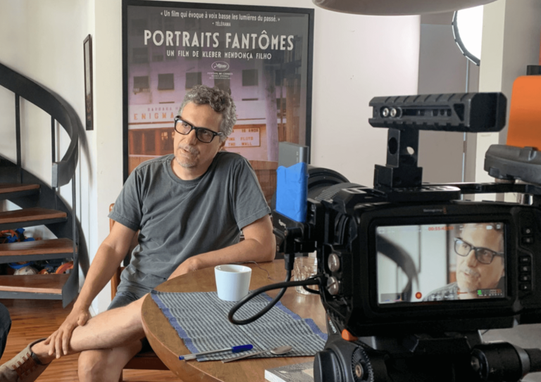 Kleber Mendonça Filho, Diretor de ‘O Agente Secreto’ é o convidado do primeiro episódio da série ‘Cineastas’