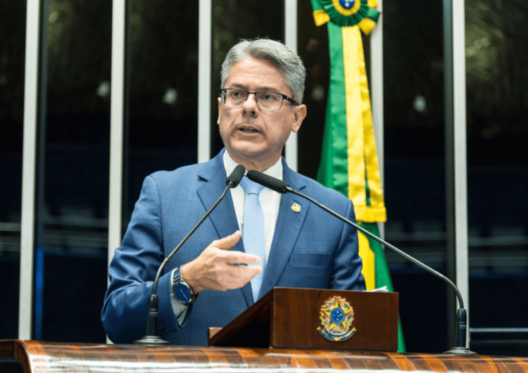 O senador Alessandro Vieira é o convidado do Roda Viva na próxima segunda-feira (2/3)