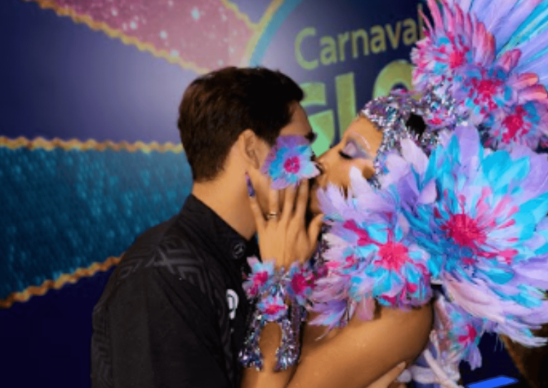 Sabrina Sato e Nicolas Prattes em clima de romance após desfile da Gaviões