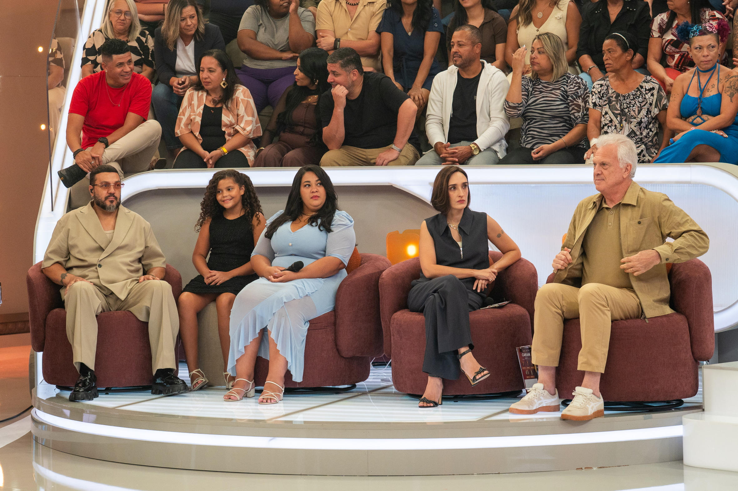 Belo e Pedro Bial no Em Família com Eliana. 