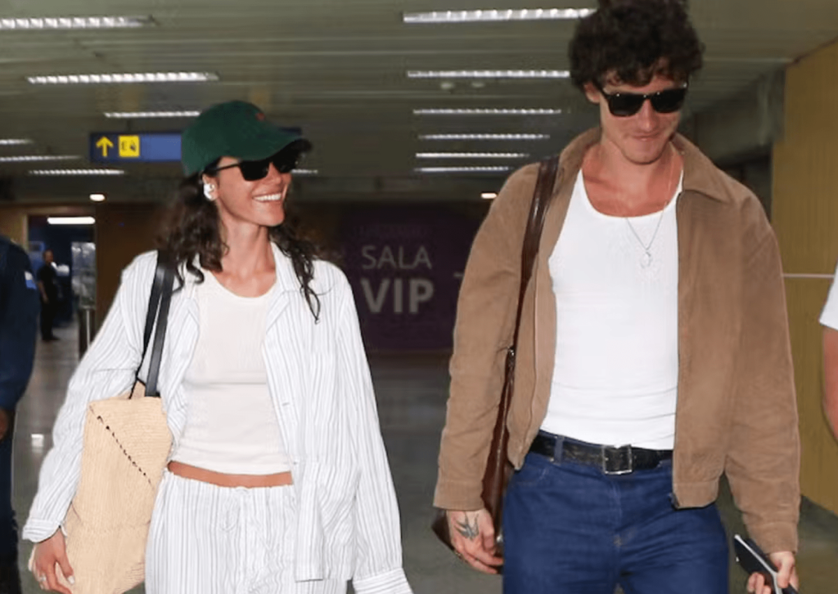Bruna Marquezine e Shawn Mendes viajam juntos