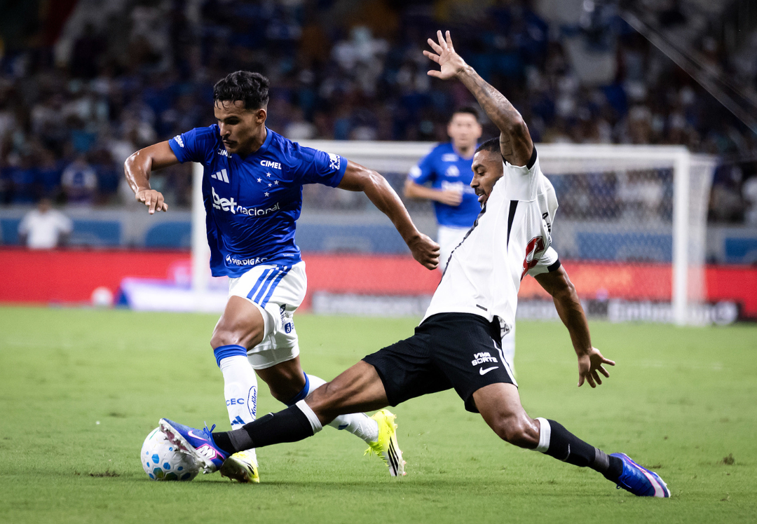 Cruzeiro x Vasco faz Record bater recordes e assumir a liderança.