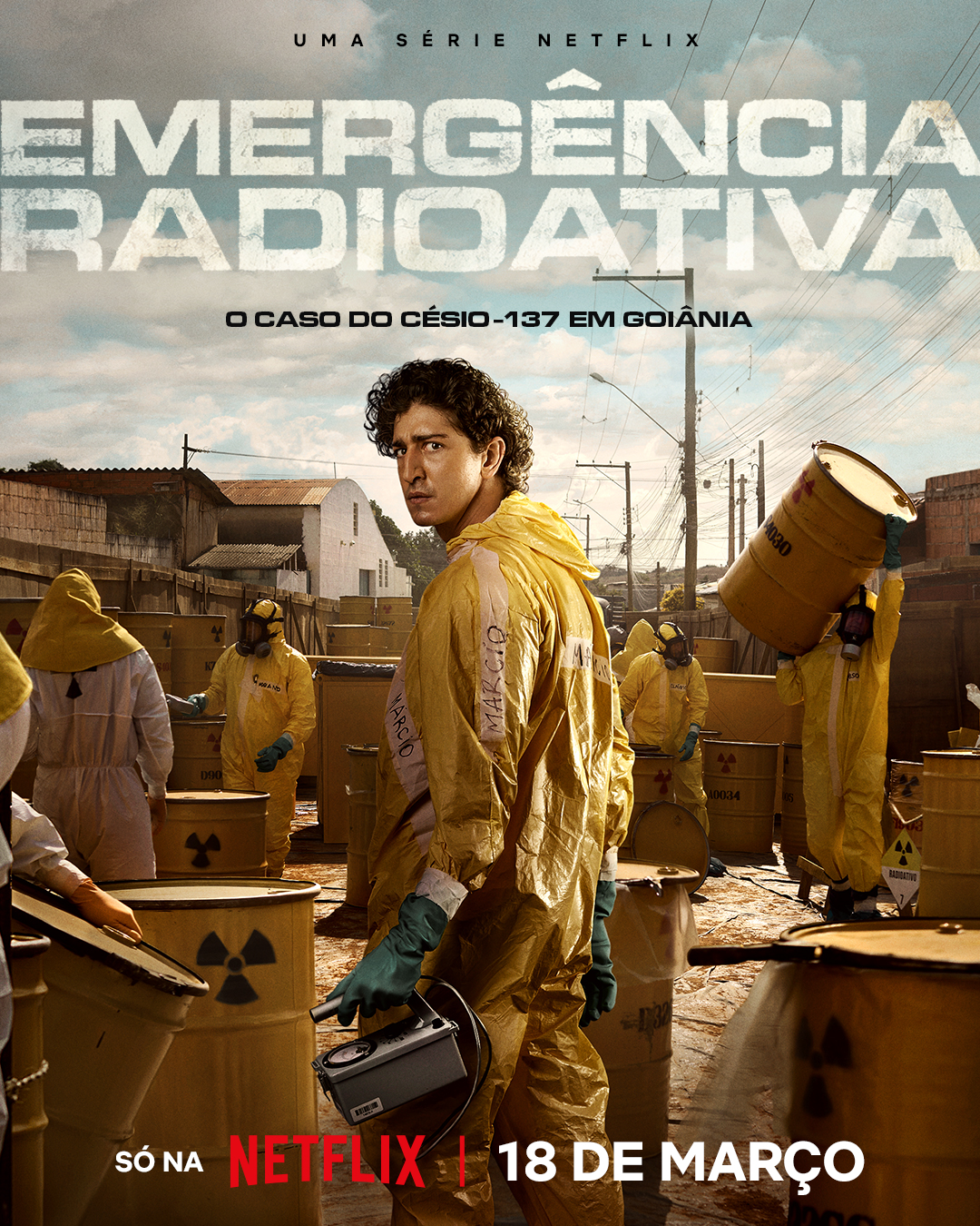 Emergência Radioativa com Johnny Massaro (Márcio).