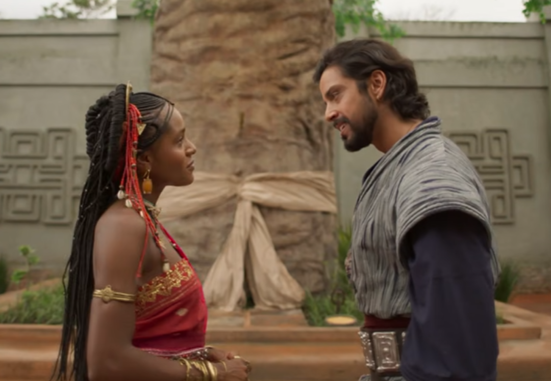 Omar (Rodrigo Simas) se apaixona à primeira vista por Alika (Duda Santos) em A Nobreza do Amor!