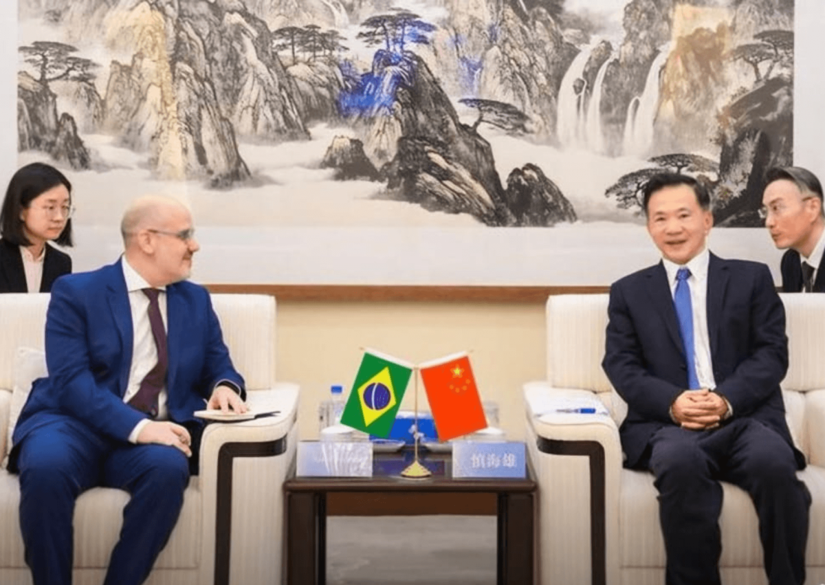 EBC fecha parceria com estatal chinesa