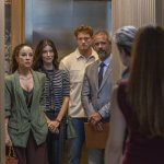 Três Graças: Ferette é escorraçado de casa por Lorena e entra em choque