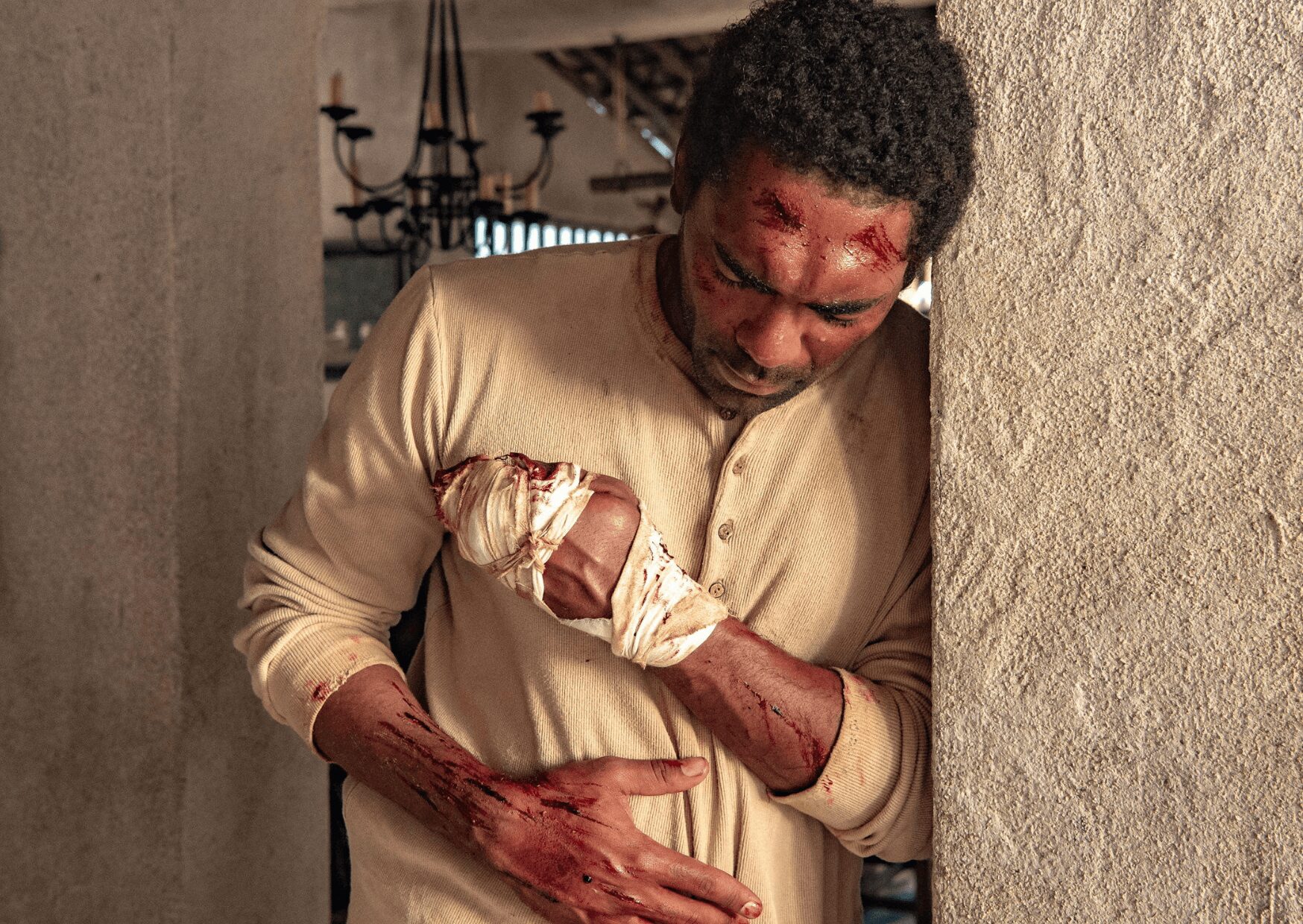 Milagre (Italo Martins) fica entre a vida e a morte