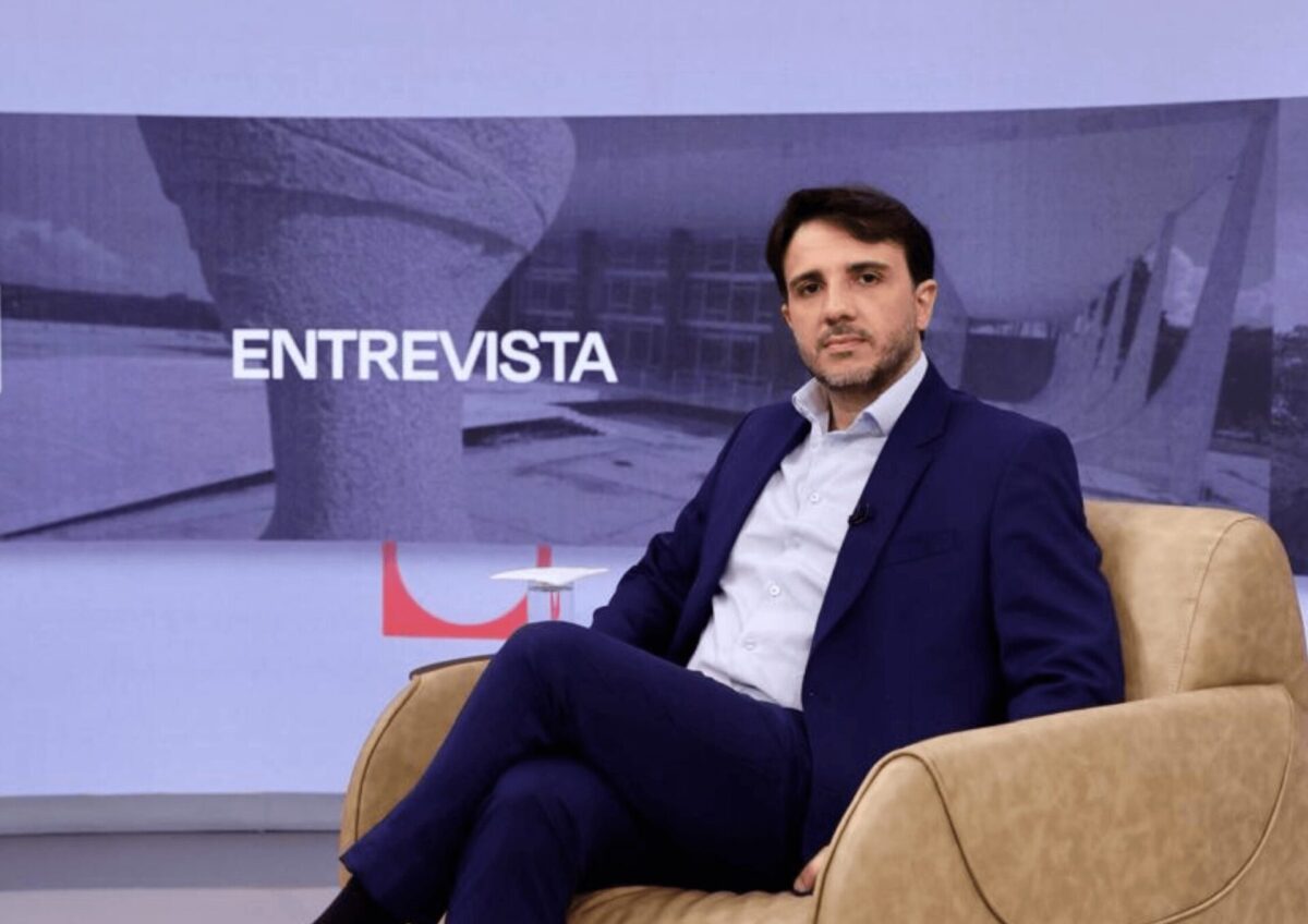 O pré-candidato Renan Santos, do Partido Missão, será o primeiro entrevistado da Globonews
