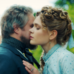 A Boneca estreia na Netflix com romance marcado por obsessão