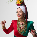 Giovanna Lancellotti será Carmen Miranda em cinebiografia de R$ 61 milhões