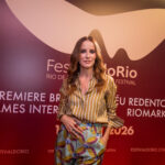 Maria João Bastos mistura estampas no Festival do Rio 2026