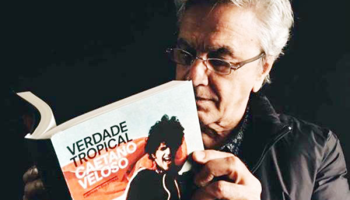 Caetano Veloso em viagem literária e musical