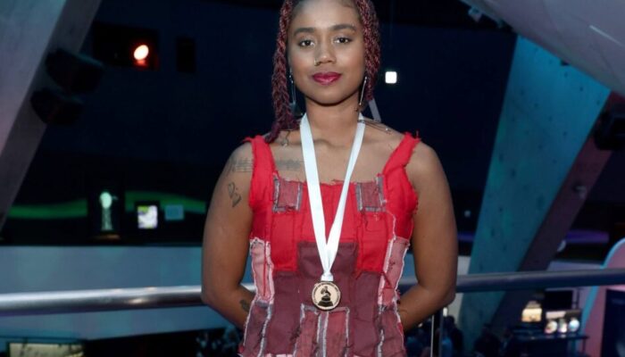 Aos 23 anos, Melly é recepcionada no Grammy Latino em Miami!