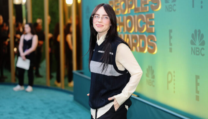 Billie Eilish é a Artista de TV do Ano no People’s Choice Awards 2024!