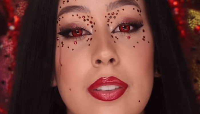 A influenciadora Camila Pudim viraliza no Carnaval em collab com Ivete Sangalo