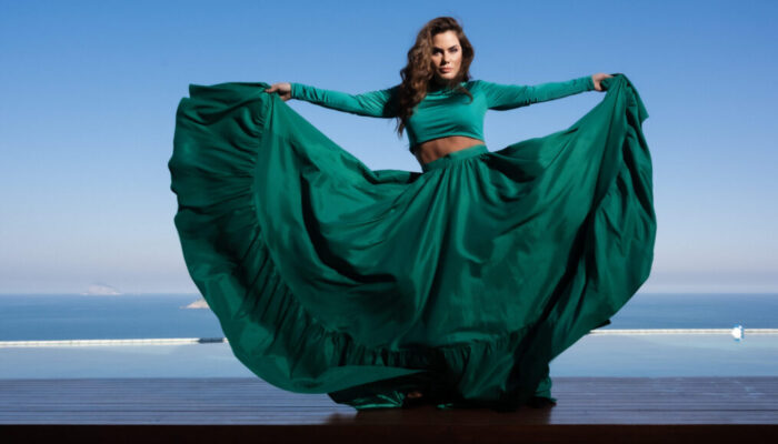 Cantora e atriz Laura Proença lança clipe de "Gota D’água" em seu álbum de estreia