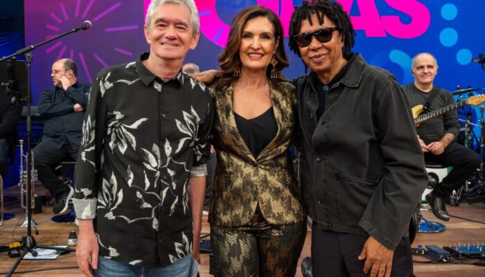 Djavan é celebrado no Altas Horas: