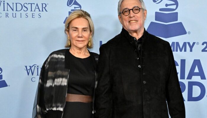 Ivan Lins recebe Prêmio à Excelência Musical no Grammy Latino 2025