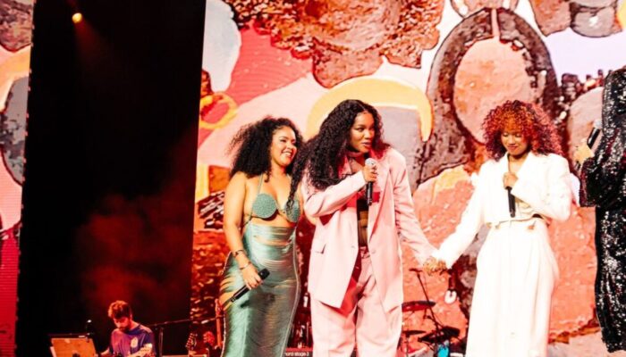 Iza, Melly e Rachel Reis interpretam 'Bom Senso' no Prêmio da Música Brasileira!