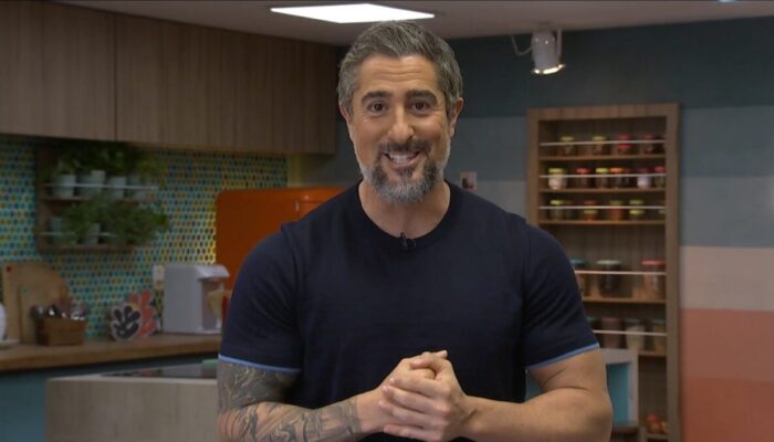 Marcos Mion no Túnel do Amor