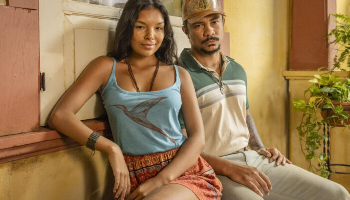 Xamã fala sobre cenas quentes com Mell Muzzillo e Sophie Charlotte em 'Renascer'